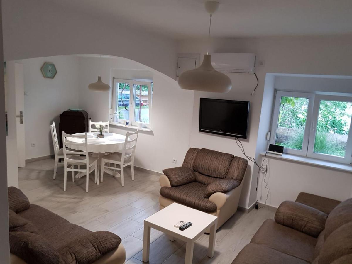 Apartment Nona Шмрика Экстерьер фото